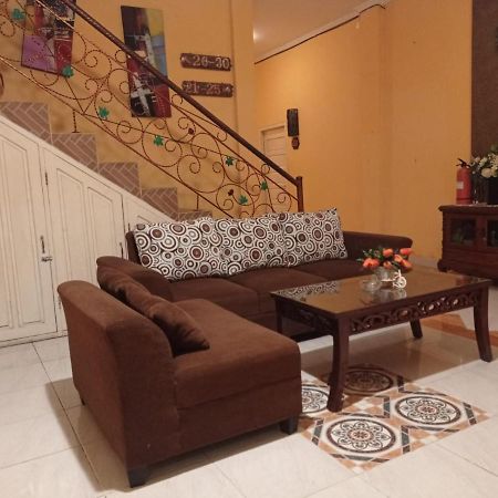 Hotel Nayora Prabumulih Perabumulih Buitenkant foto