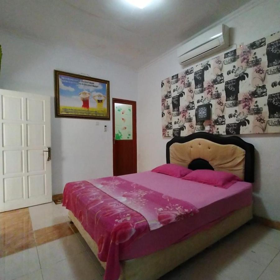 Hotel Nayora Prabumulih Perabumulih Buitenkant foto