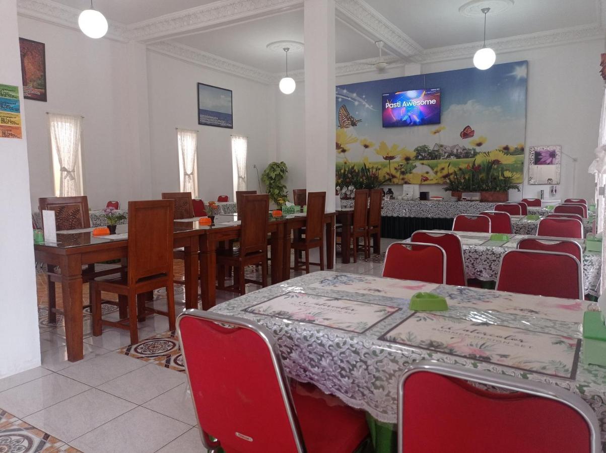 Hotel Nayora Prabumulih Perabumulih Buitenkant foto